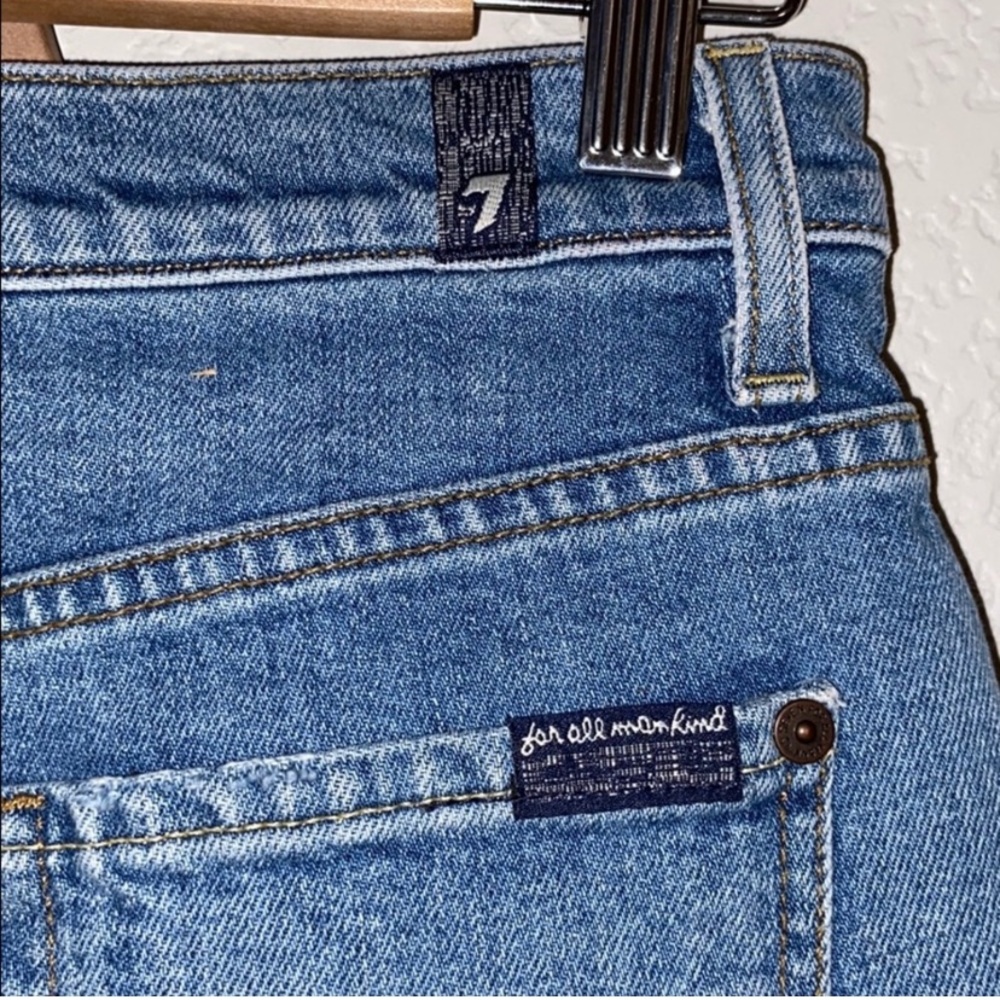 7 For All Mankind Jean Shorts - Picture 3 of 11